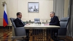 Встреча Дмитрия Медведева с временно исполняющим обязанности губернатора Санкт-Петербурга Александром Бегловым