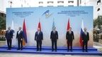 A joint photo session of delegation heads – participants in a meeting of the Eurasian Intergovernmental Council