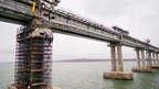 Марат Хуснуллин: Завершён монтаж первого пролётного строения железнодорожной части Крымского моста