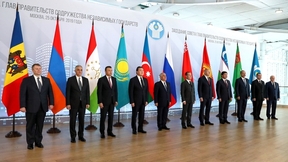 Совместное фотографирование глав делегаций государств – участников Содружества Независимых Государств