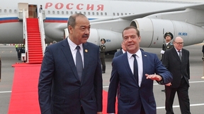 Визит Дмитрия Медведева в Республику Узбекистан. С Премьер-министром Узбекистана Абдуллой Ариповым