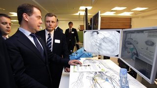 Председатель Правительства Дмитрий Медведев посетил казанский технопарк, где ему показали, как рождаются высокотехнологичные проекты, в том числе Иннополис – город-спутник Казани