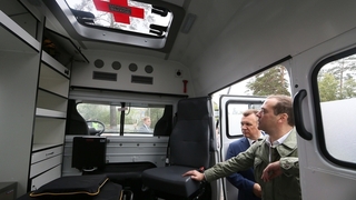 Передача Забайкальскому краю новых машин скорой медицинской помощи