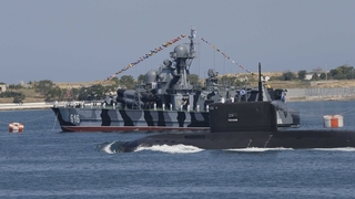 Парад кораблей в Севастополе в день ВМФ
