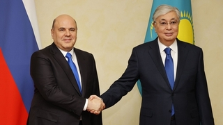 Встреча Президента Республики Казахстан Касым-Жомарта Токаева с главами делегаций Евразийского межправительственного совета