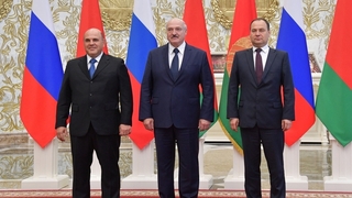 С Президентом Республики Беларусь Александром Лукашенко и Премьер-министром Республики Беларусь Романом Головченко