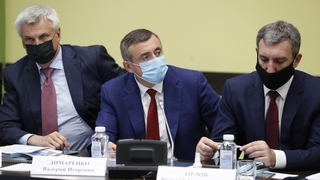 Губернатор Сахалинской области Валерий Лимаренко на заседании Правительственной комиссии по социально-экономическому развитию Дальнего Востока
