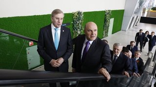 Михаил Мишустин посетил новый аэровокзальный комплекс внутренних воздушных линий Международного аэропорта Минеральные Воды имени М.Ю.Лермонтова. С Виталием Савельевым