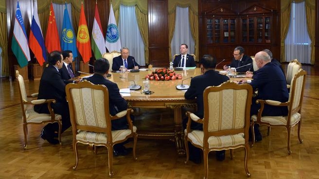 Встреча Президента Республики Казахстан Нурсултана Назарбаева с главами правительств государств – членов ШОС