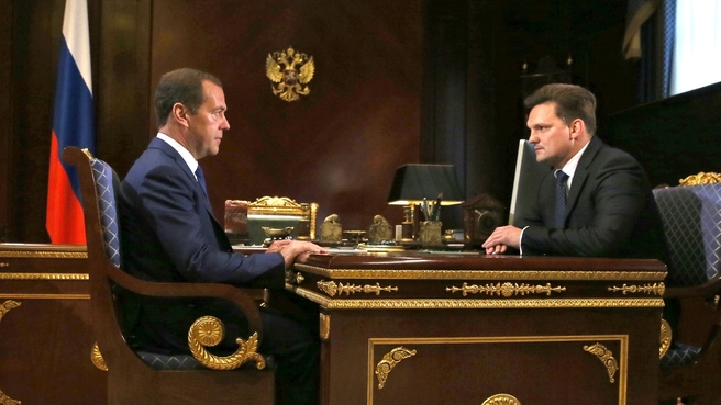 Встреча Дмитрия Медведева с генеральным директором «Почты России» Николаем Подгузовым