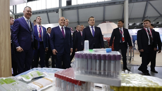 Mikhail Mishustin and Prime Minister of Kazakhstan Alikhan Smailov tour INNOPROM 2022. Reviewing EcoFarm International’s products at the Republic of Kazakhstan’s national stand
