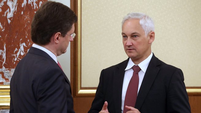 Глава Минэнерго Александр Новак и помощник президента Андрей Белоусов