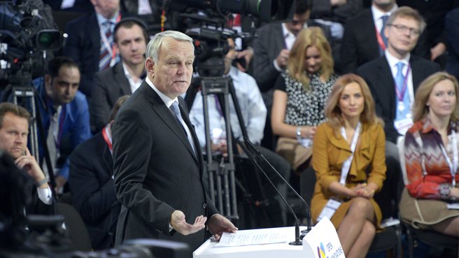 Prime Minister Jean-Marc Ayrault of France addresses the plenary meeting of the 2nd Moscow International Forum, Open Innovations