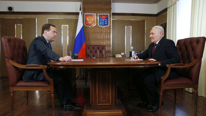 Беседа с губернатором Магаданской области Владимиром Печёным