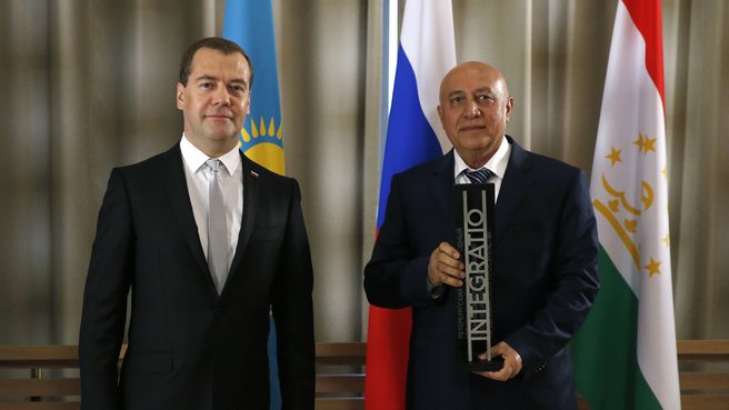 Dmitry Medvedev and Judge Faizullo Abdulloyev of the Eurasian Economic Community Court from the Republic of Tajikistan