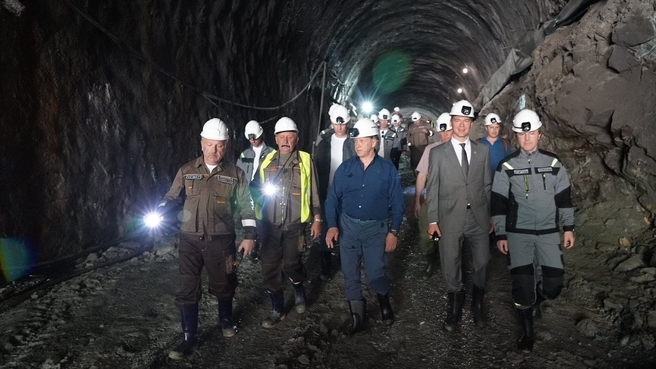 Юрий Трутнев ознакомился с ходом строительства нового Дуссе-Алиньского тоннеля на Байкало-Амурской магистрали в Хабаровском крае