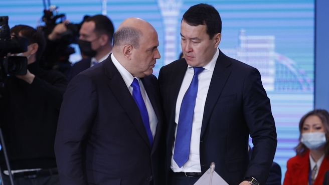 Mikhail Mishustin and Prime Minister of the Republic of Kazakhstan Alikhan Smailov