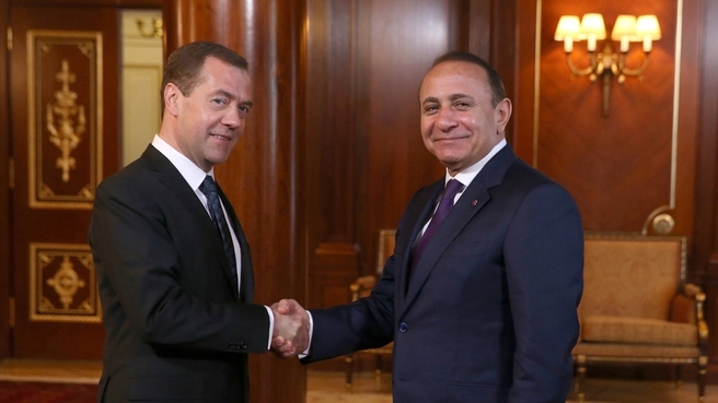 С премьер-министром Республики Армения Овиком Абраамяном