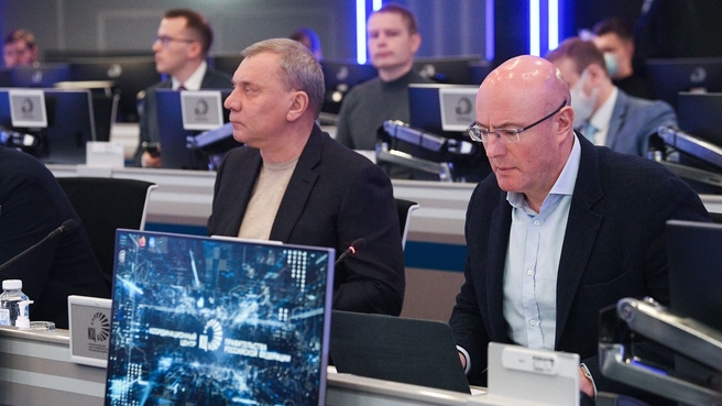 Заместители Председателя Правительства Дмитрий Чернышенко и Юрий Борисов провели углублённое совещание по развитию российской электронной промышленности