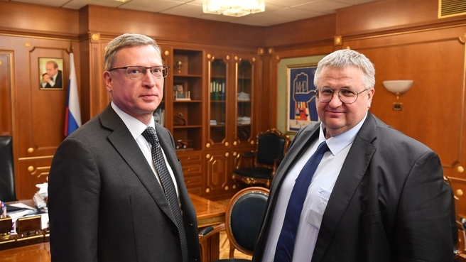 Встреча Алексея Оверчука с губернатором Омской области Александром Бурковым