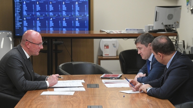 Дмитрий Чернышенко провёл рабочую встречу с губернатором Пермского края Дмитрием Махониным