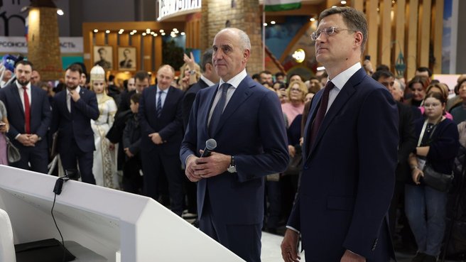 Александр Новак принял участие в церемонии открытия Дня Карачаево-Черкесии на выставке-форуме «Россия»