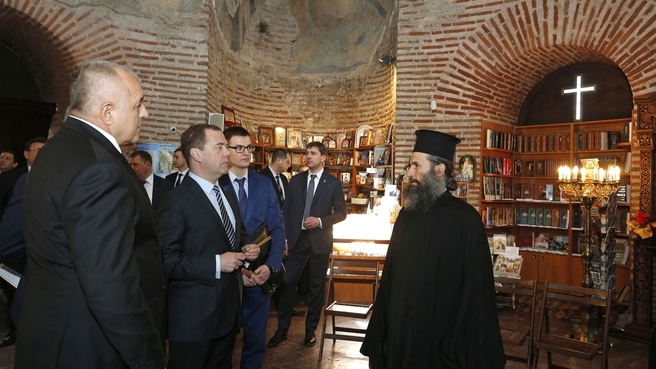Dmitry Medvedev visited the St Alexander Nevsky Cathedral