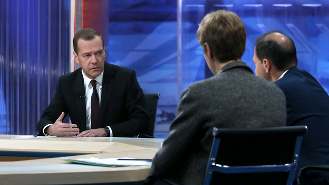 «Разговор с Дмитрием Медведевым». Интервью пяти телеканалам