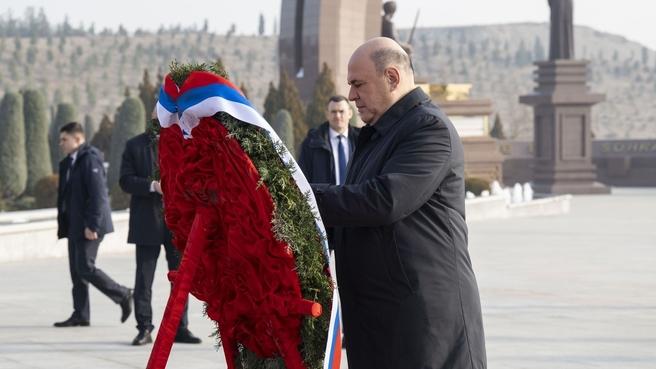 Mikhail Mishustin laid a wreath at People’s Memory memorial complex