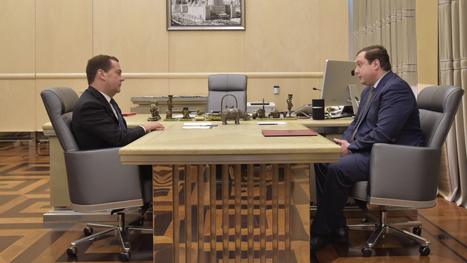 Рабочая встреча Дмитрия Медведева с губернатором Смоленской области Алексеем Островским