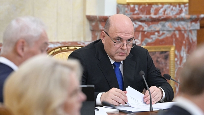 Mikhail Mishustin at the Government meeting