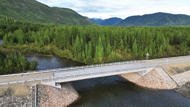 Мост через Томпорук, у.Томпонский, Республика Саха (Якутия)