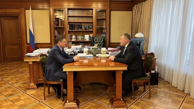 Рабочая встреча Александра Новака с губернатором Астраханской области Игорем Бабушкиным