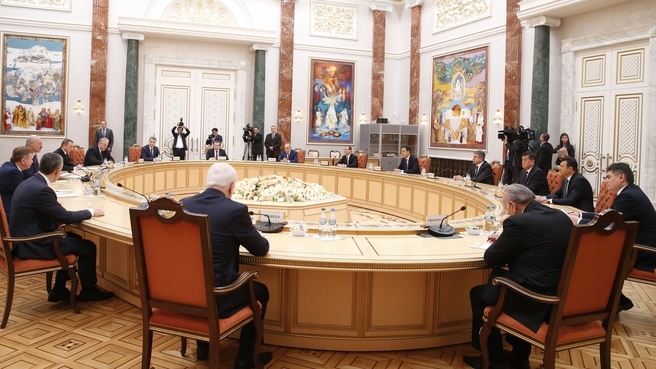 Meeting of the CIS delegation heads with President of Belarus Alexander Lukashenko