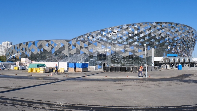 Строительство ледовой арены в Новосибирске