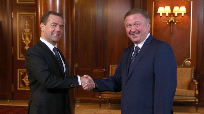 С премьер-министром Республики Белоруссия Андреем Кобяковым