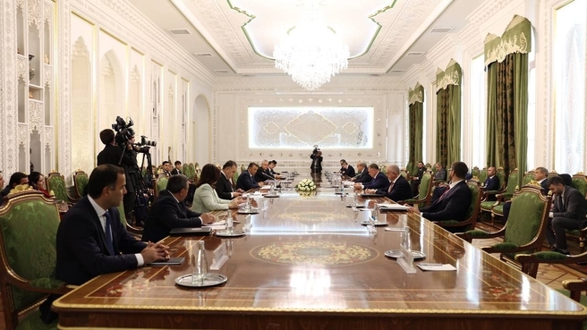 Марат Хуснуллин совершил рабочий визит в Республику Таджикистан и провёл переговоры с Премьер-министром Республики Таджикистан Кохиром Расулзода