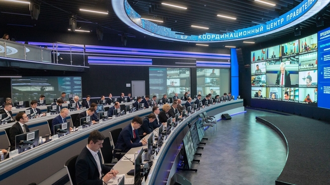 Андрей Белоусов провёл стратегическую сессию по развитию электротранспорта в России