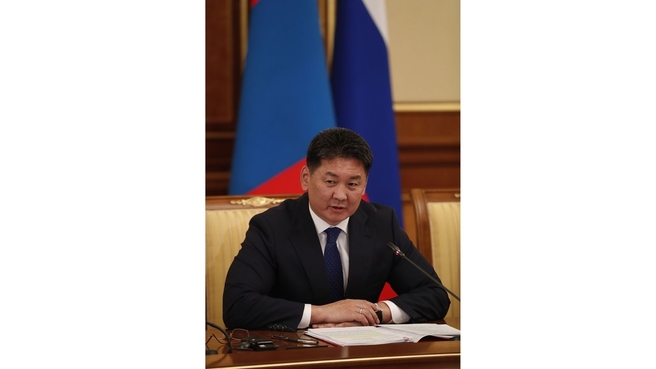 Президент Монголии Ухнагийн Хурэлсух на встрече с  Михаилом Мишустиным