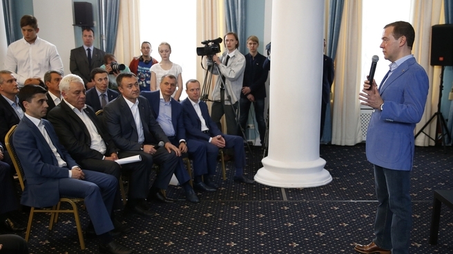 Встреча с участниками предварительного голосования партии «Единая Россия» от Крыма