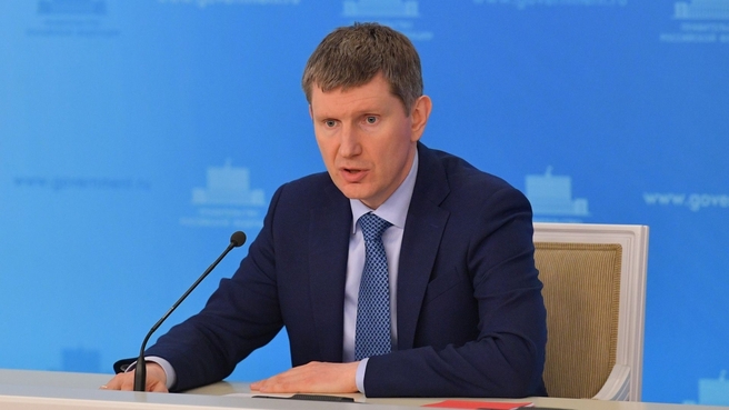 Briefing by Economic Development Minister Maxim Reshetnikov