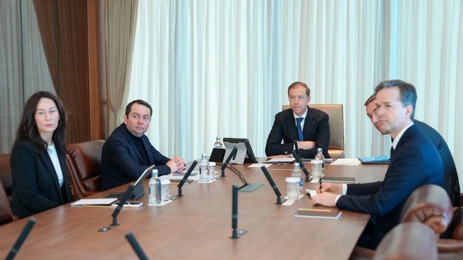 Денис Мантуров провёл заседание набсовета Мурманского арктического университета