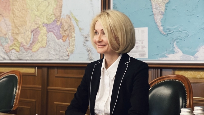Виктория Абрамченко провела совещание с главами субъектов Сибирского федерального округа по социально-экономическому развитию макрорегиона