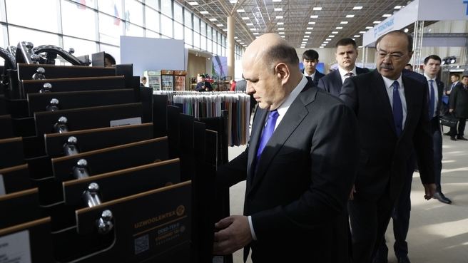Mikhail Mishustin and Prime Minister of Uzbekistan Abdulla Aripov visit the Made in Uzbekistan national trade fair in Samarkand on the sidelines of the forum
