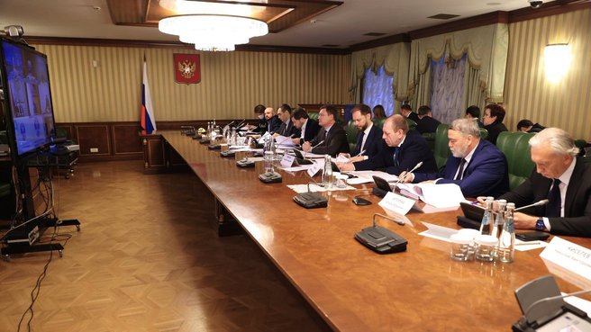 Александр Новак провёл совещание по ситуации на внутреннем рынке нефтепродуктов