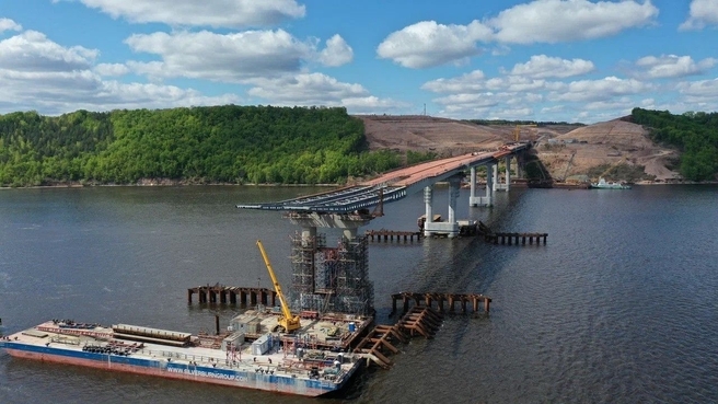 Марат Хуснуллин: Укладка асфальта на мосту через Волгу на трассе М-12 начнётся в сентябре