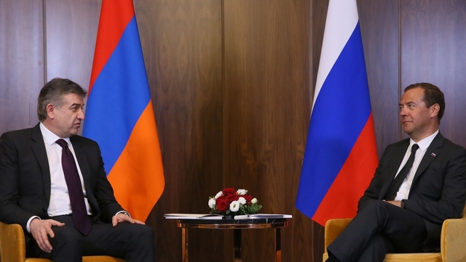 Беседа с Премьер-министром Республики Армения Кареном Карапетяном