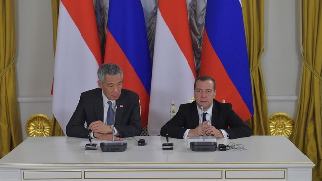 Заявления Дмитрия Медведева и Ли Сянь Луна для прессы