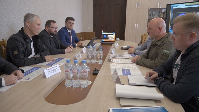 Дмитрий Чернышенко провел совещание по телерадиовещанию и развитию связи в  Херсонской области