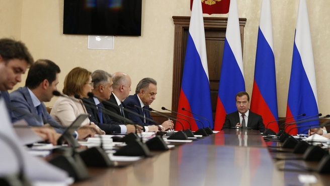 Вступительное слово Дмитрия Медведева на совещании о мерах по обеспечению своевременного и качественного строительства объектов в рамках национальных проектов